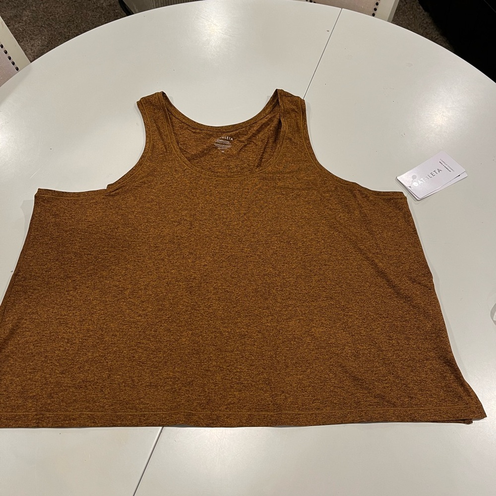 Athleta uptempo II tank size 2x